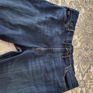 Wrangler Relaxed Fit Blue Jeans 44x32